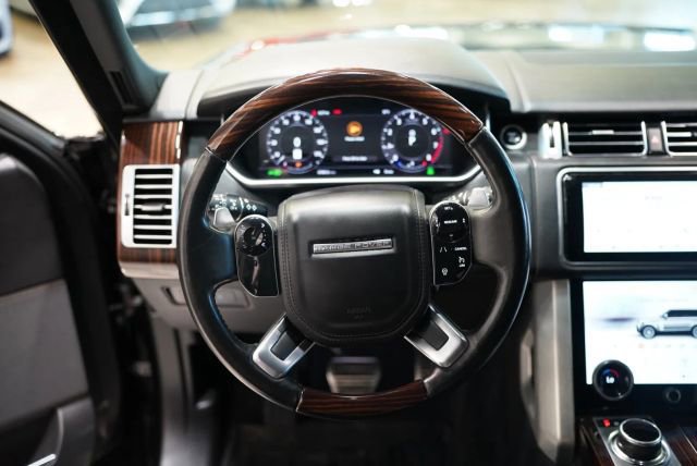 Used 2021 Land Rover Range Rover Autobiography AWD/4WD image 21