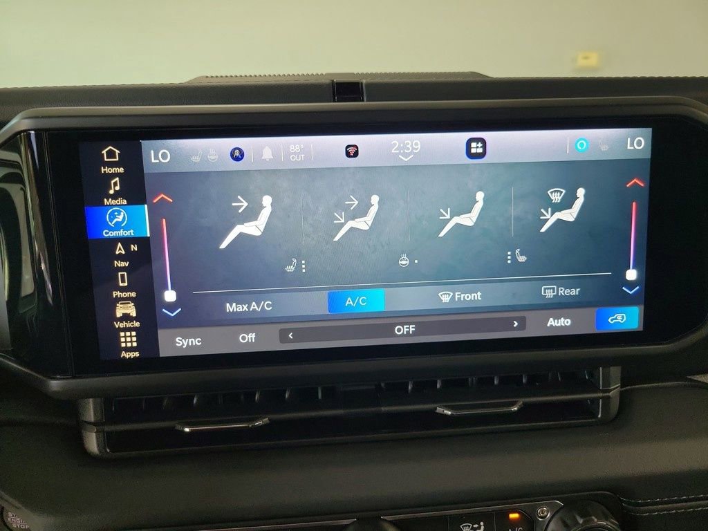 New 2025 Jeep Wrangler Sahara image 18