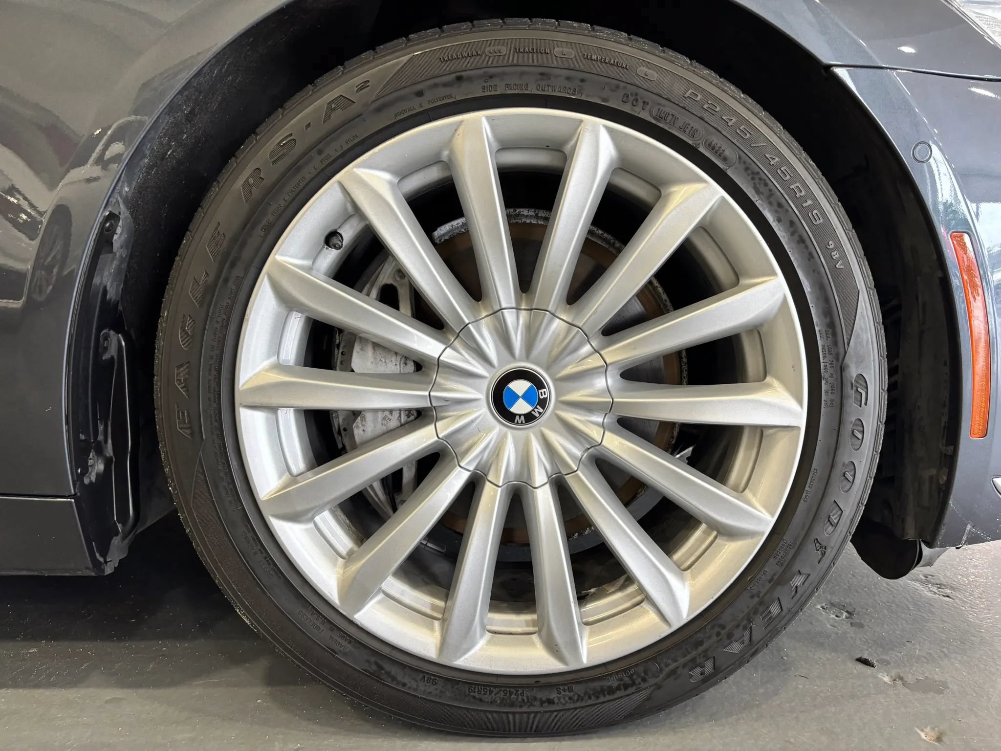 Used 2017 BMW 740e xDrive AWD/4WD image 64