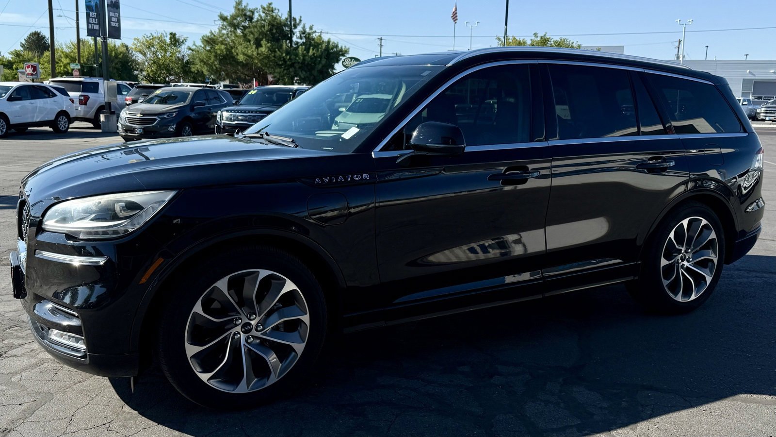 Used 2020 Lincoln Aviator Grand Touring w/ Equipment Group 302A image 15