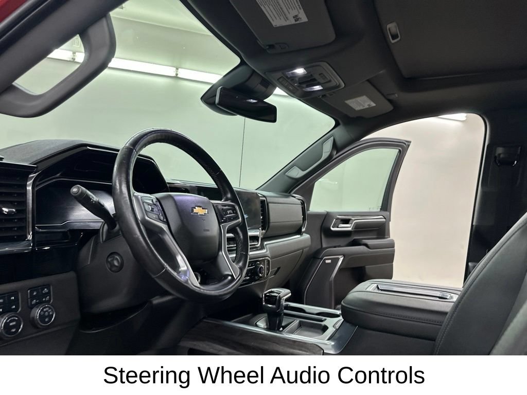 Used 2022 Chevrolet Silverado 1500 LTZ w/ LTZ Premium Package AWD/4WD image 33