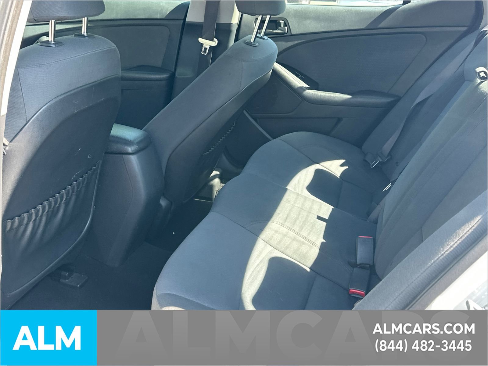 Used 2015 Kia Optima LX FWD image 12