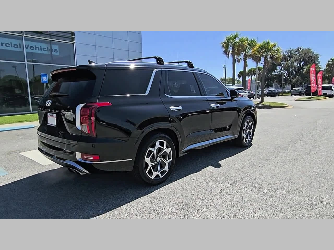 Used 2022 Hyundai Palisade Calligraphy image 34