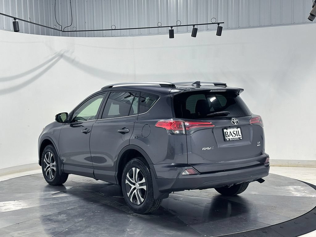 Used 2018 Toyota RAV4 LE w/ All Weather Liner Package AWD/4WD image 13