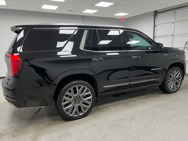 Used 2025 GMC Yukon Denali Ultimate w/ LPO, Floor Liner Package AWD/4WD image 10