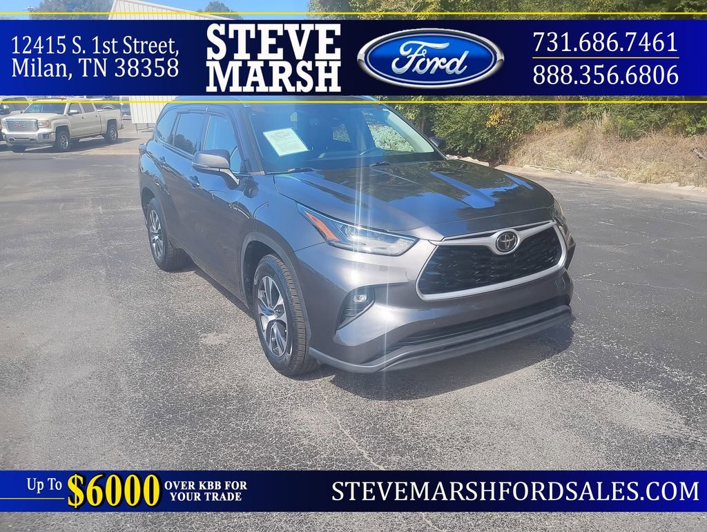 Used 2021 Toyota Highlander XLE
