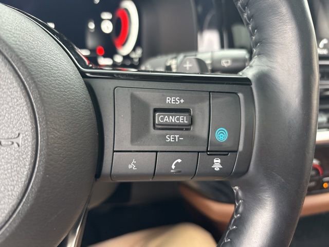 Used 2023 Nissan Pathfinder Platinum w/ Cargo Package image 28