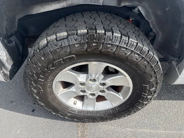 Used 2012 Toyota 4Runner SR5 RWD image 11