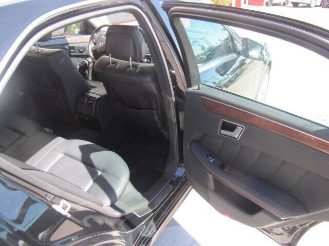 Used 2011 Mercedes-Benz E 350 Sedan image 14