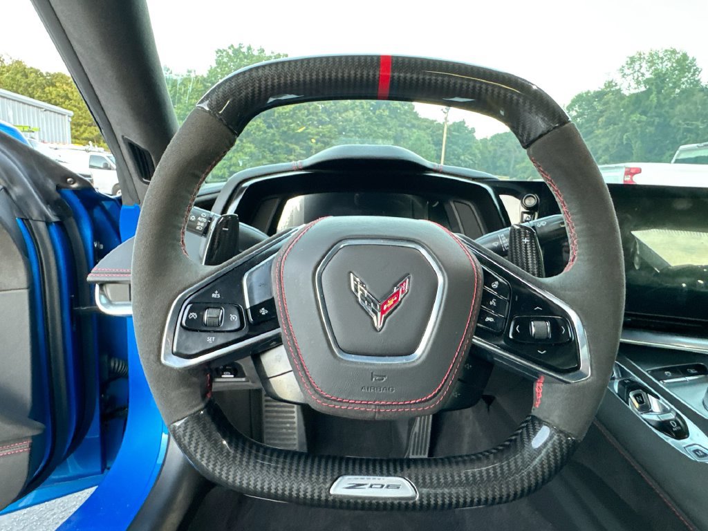 Used 2024 Chevrolet Corvette Z06 RWD image 16