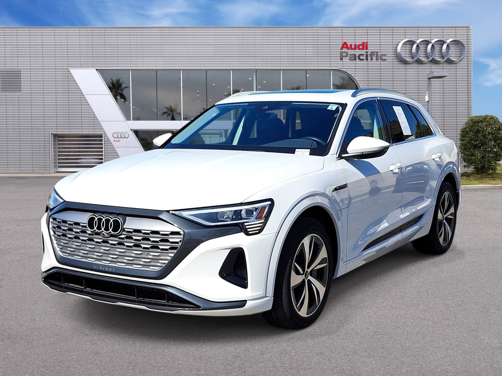 Used 2024 Audi Q8 e-tron Premium