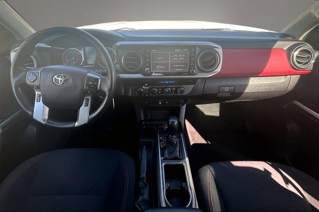 Used 2021 Toyota Tacoma SR5 AWD/4WD image 8