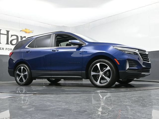 Used 2022 Chevrolet Equinox LT FWD image 2