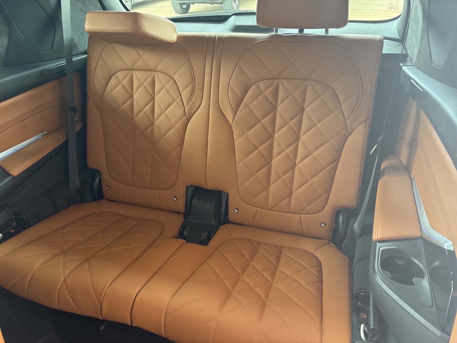 Used 2026 BMW X7 xDrive40i w/ Premium Package AWD/4WD image 18