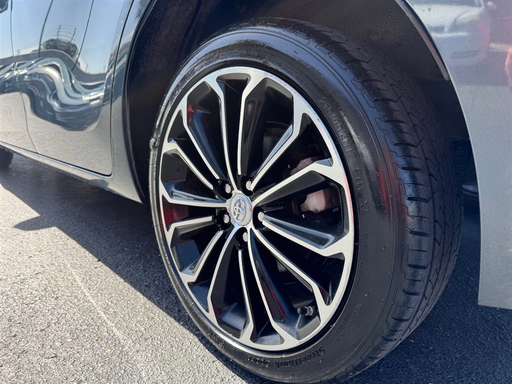 Used 2015 Toyota Corolla S image 9
