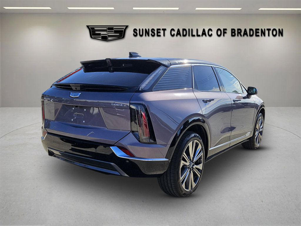 New 2025 Cadillac Optiq Luxury 2 w/ LPO, Floor Liner Package image 7