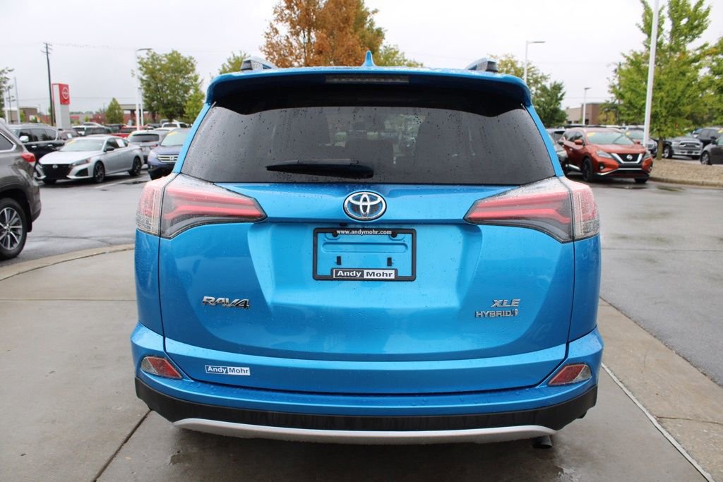 Used 2017 Toyota RAV4 XLE image 8