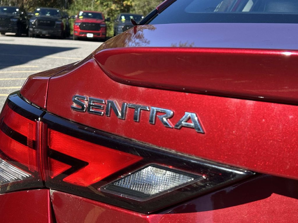 Certified 2023 Nissan Sentra SR w/ SR Premium Package FWD image 16