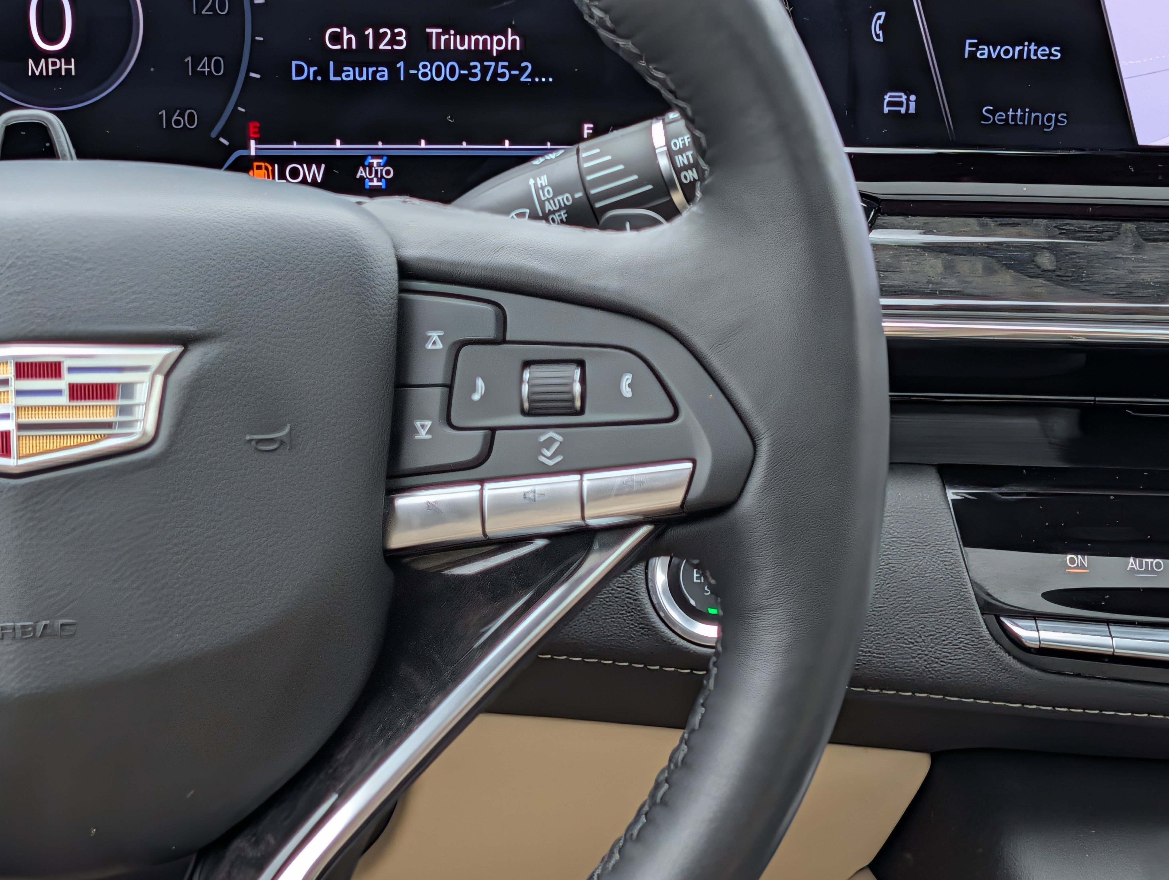 Used 2024 Cadillac Escalade Premium Luxury w/ LPO, Floor Liner Package AWD/4WD image 22