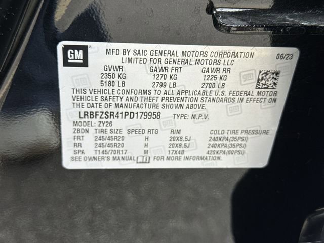 Used 2023 Buick Envision Avenir AWD/4WD image 35