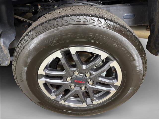 Used 2024 Toyota Tacoma TRD Sport AWD/4WD image 19