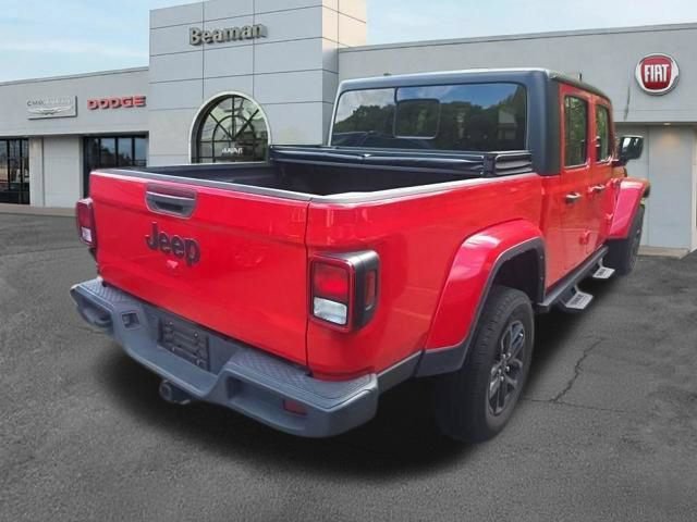 Used 2022 Jeep Gladiator Sport AWD/4WD image 4