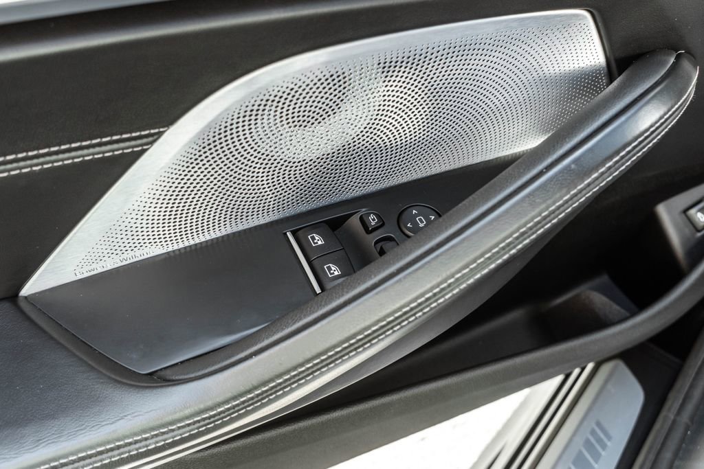 Used 2022 BMW M850i xDrive Coupe w/ M Carbon Exterior Package AWD/4WD image 14