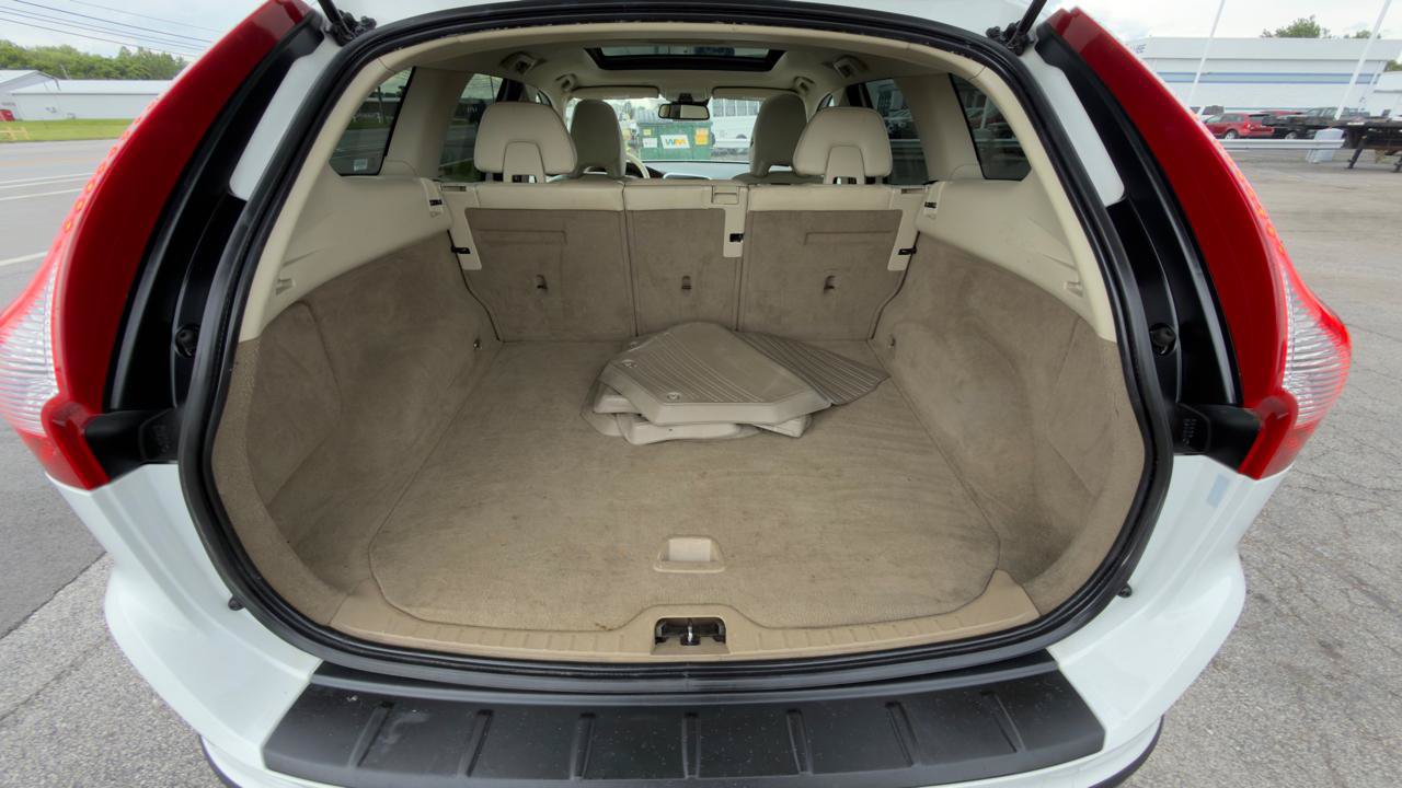 Used 2012 Volvo XC60 3.2 AWD/4WD image 40