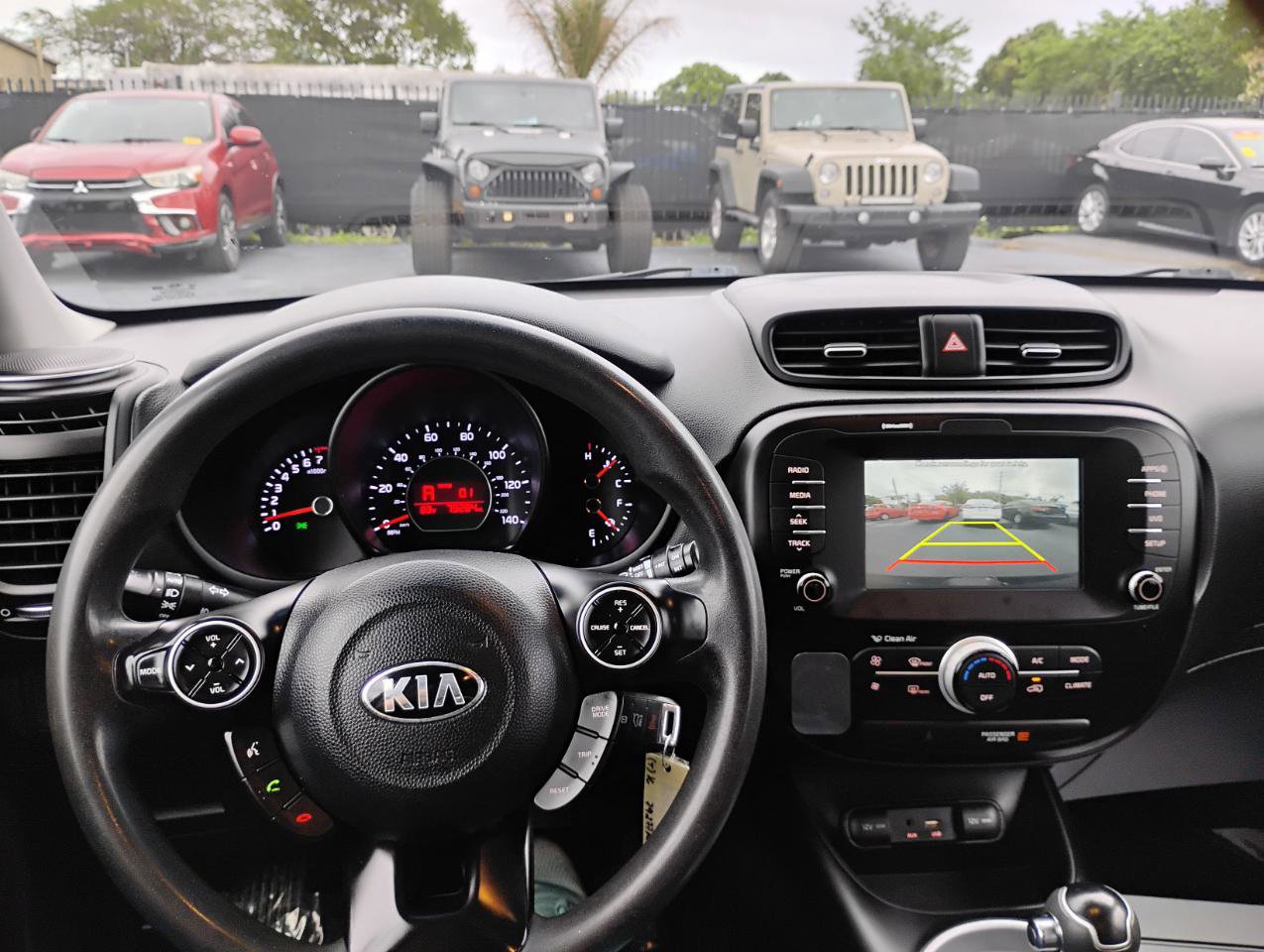 Used 2019 Kia Soul + FWD image 70
