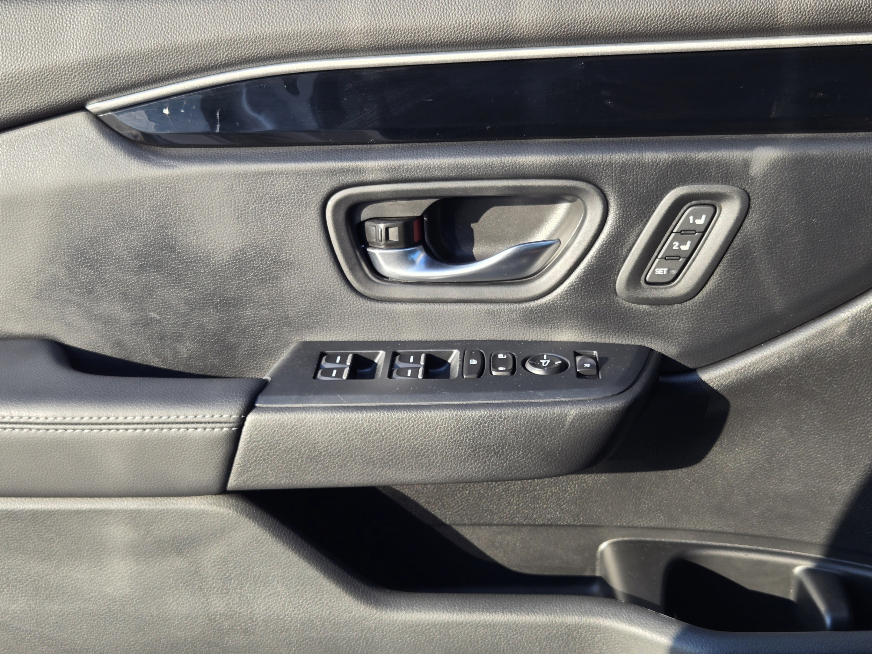Certified 2025 Honda Pilot Touring image 20