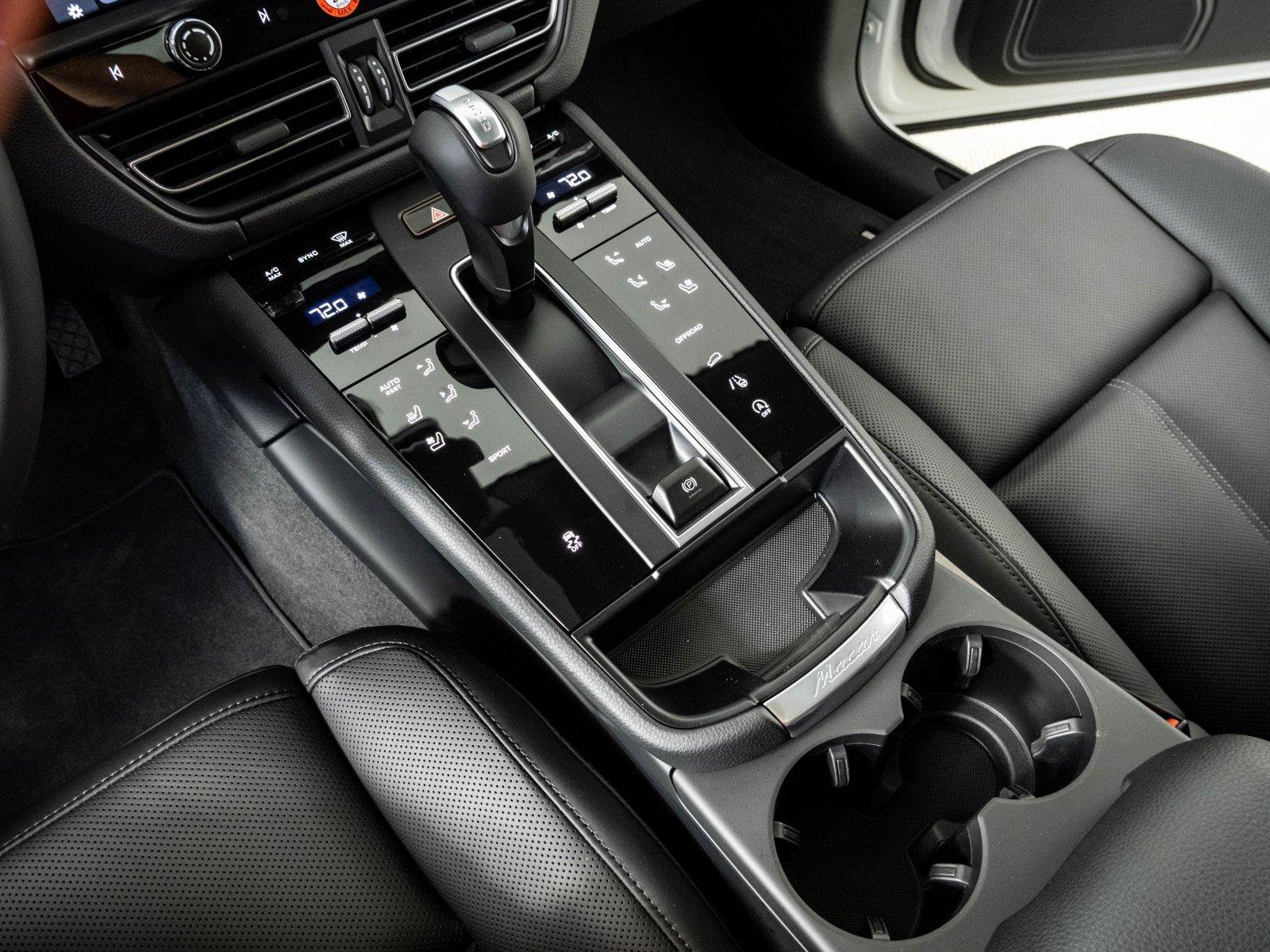 New 2026 Porsche Macan AWD/4WD image 18