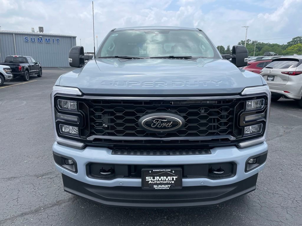 New 2026 Ford F250 Lariat w/ Black Appearance Package AWD/4WD image 31