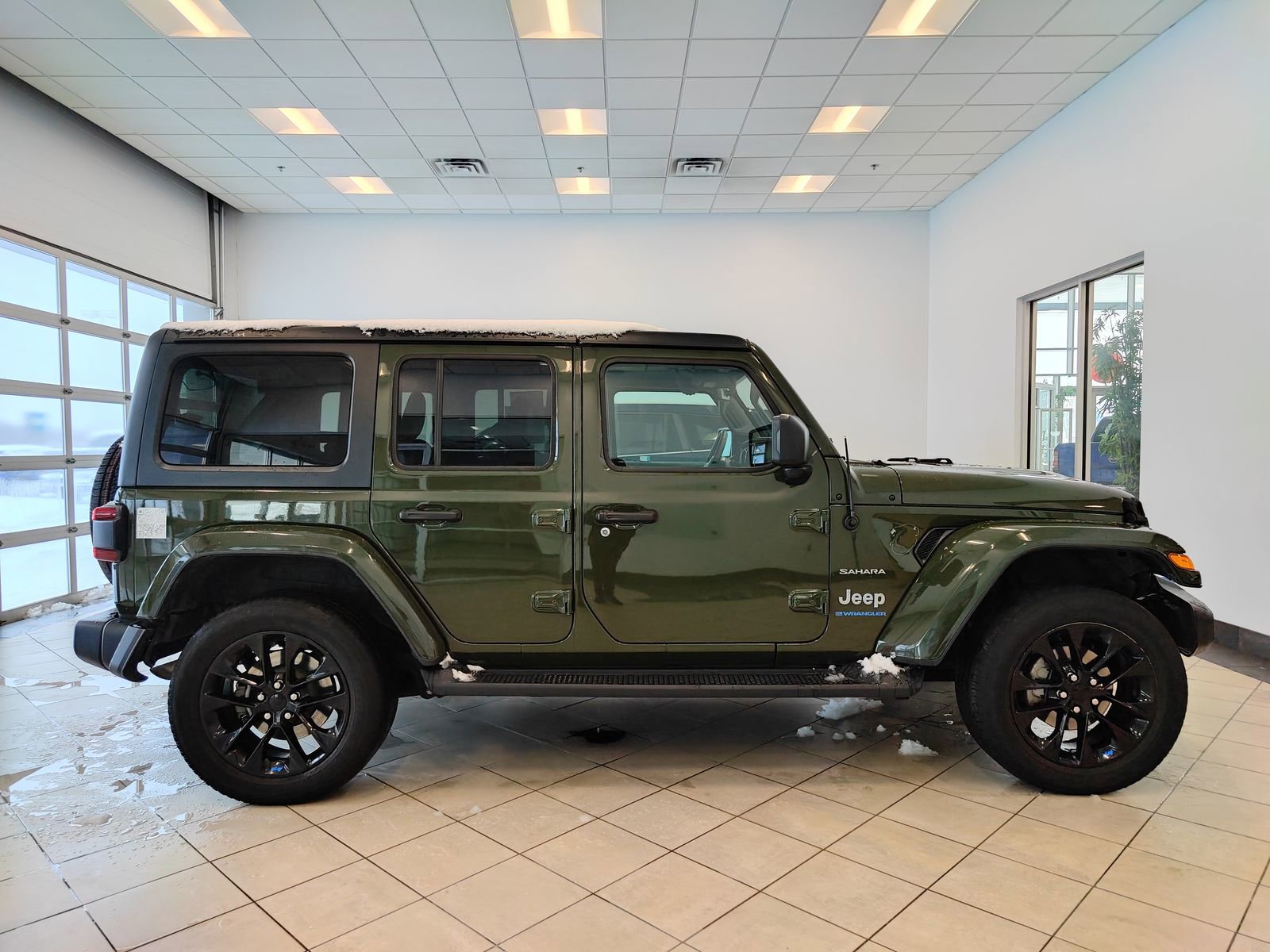 Used 2023 Jeep Wrangler Unlimited Sahara w/ Cold Weather Group image 2