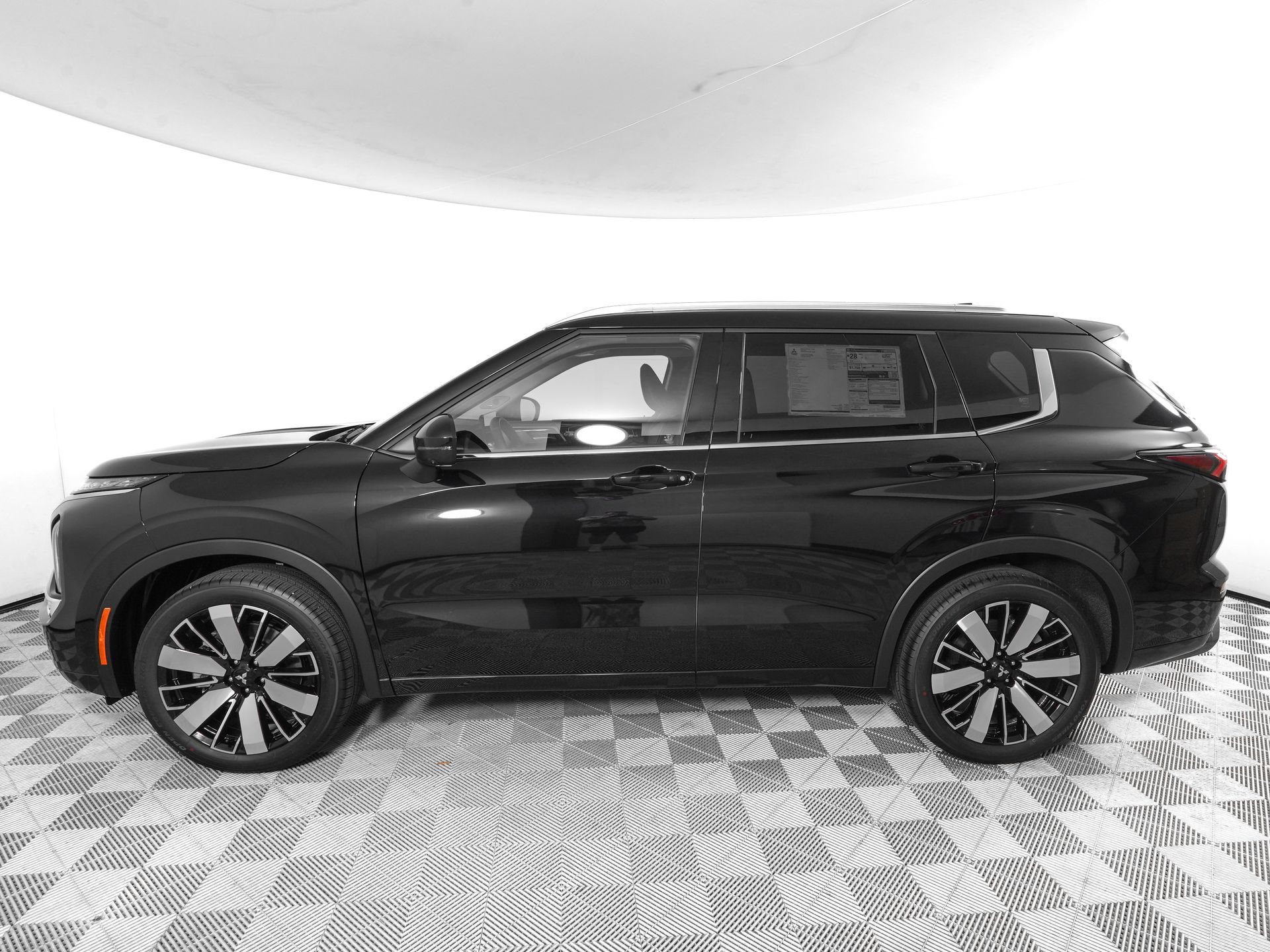 New 2026 Mitsubishi Outlander SEL FWD image 4