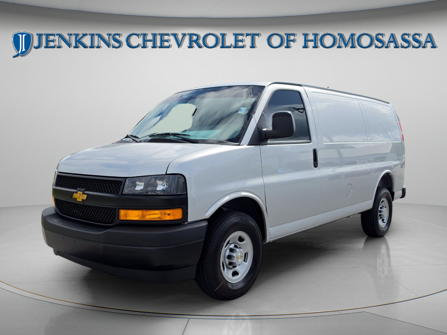 New 2026 Chevrolet Express 2500 w/ Driver Convenience Package RWD image 10