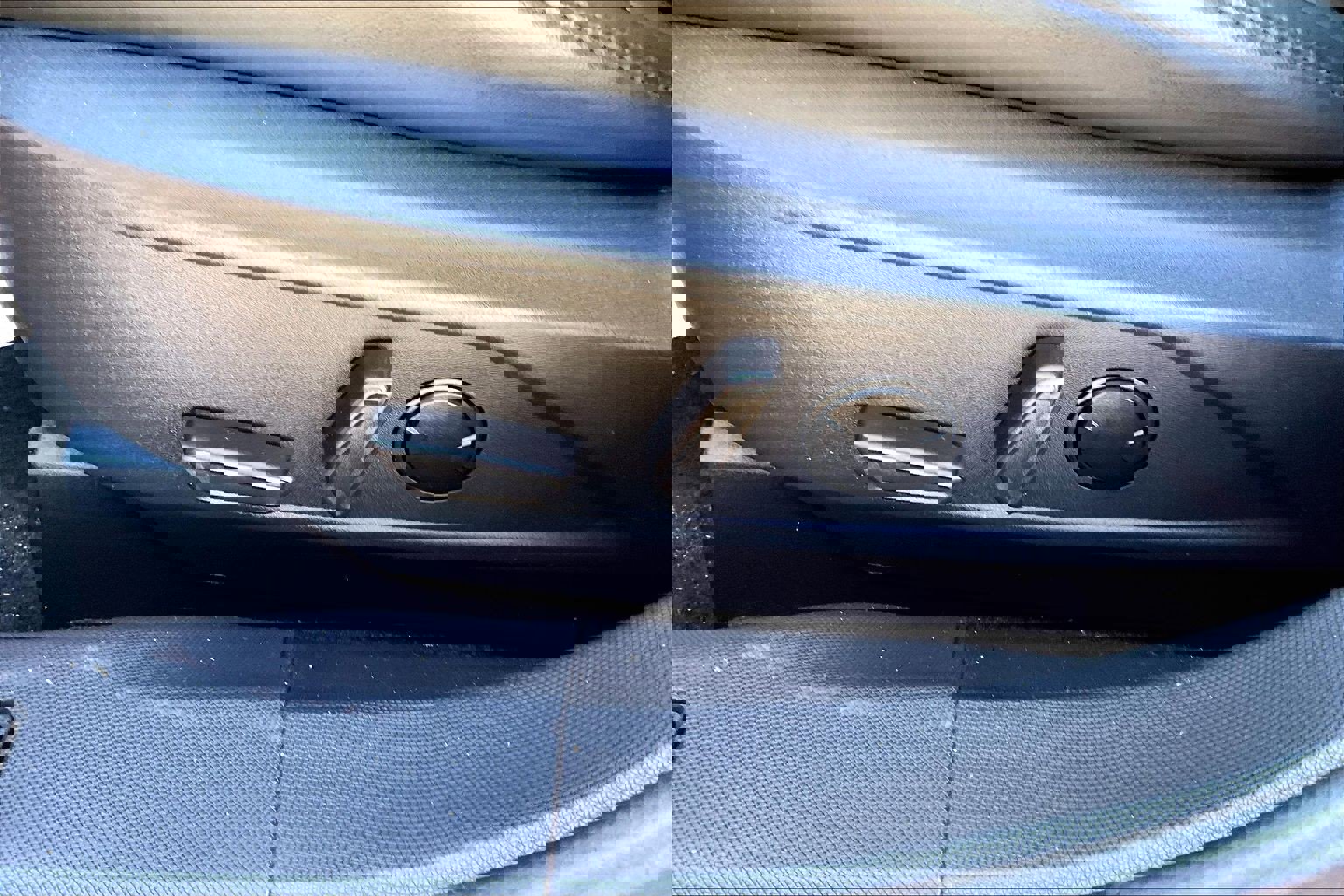 Used 2021 Ford Mustang Mach-E Select image 34