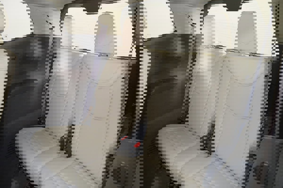 Used 2024 Cadillac XT6 Premium Luxury w/ Technology Package image 39