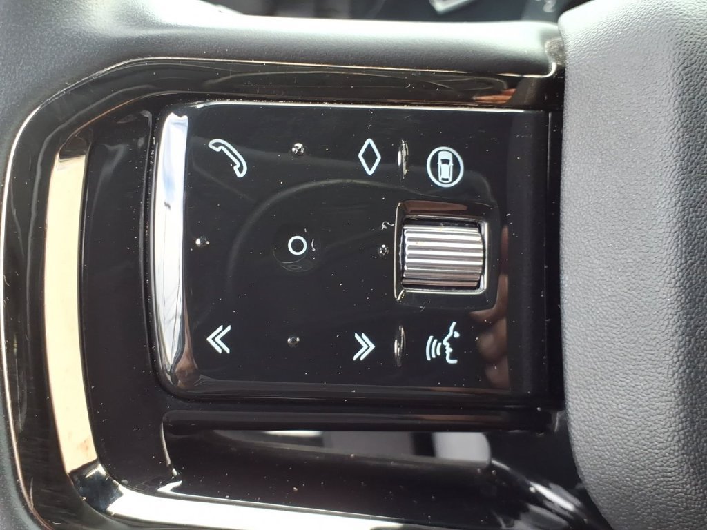 Used 2024 Land Rover Range Rover Evoque S AWD/4WD image 19