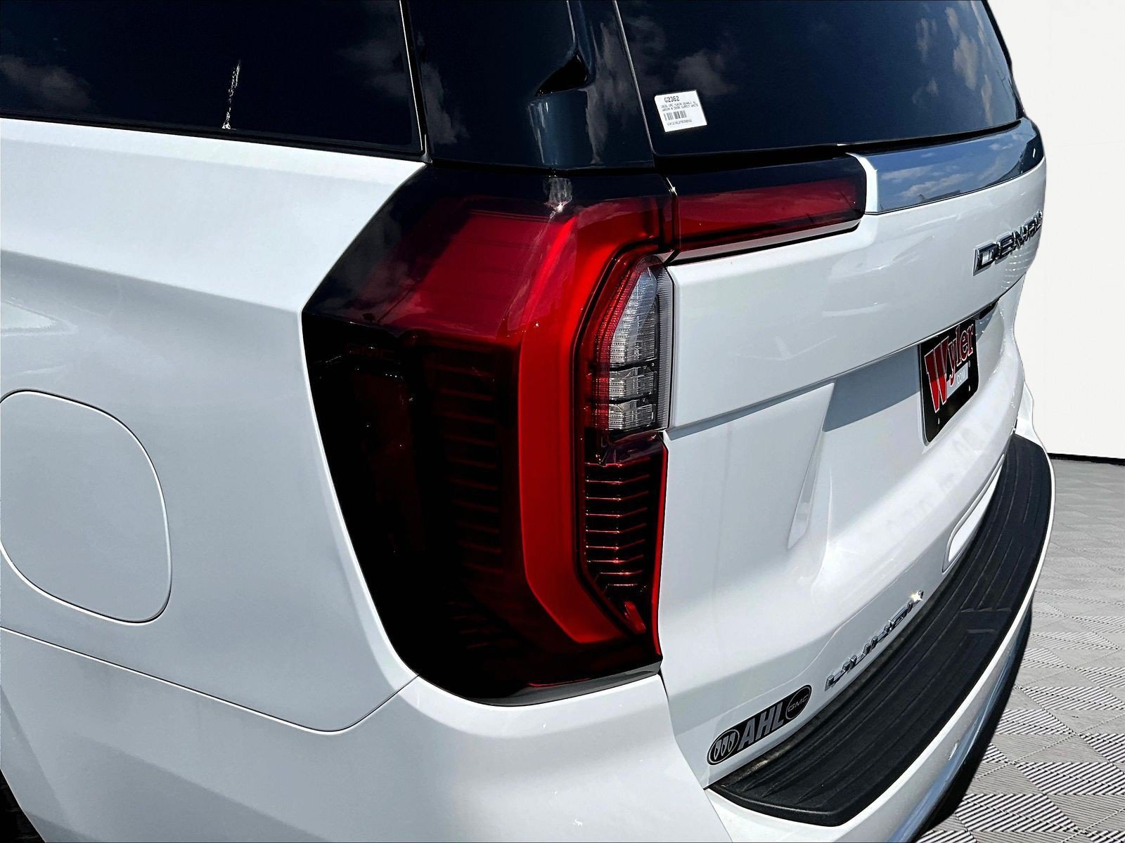 New 2026 GMC Yukon XL Denali w/ Advanced Technology Package AWD/4WD image 15
