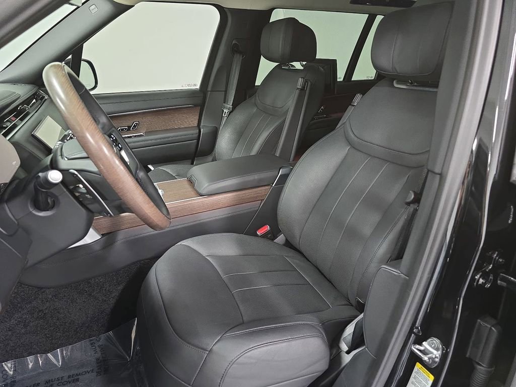 Used 2024 Land Rover Range Rover Long Wheelbase Autobiography AWD/4WD image 5