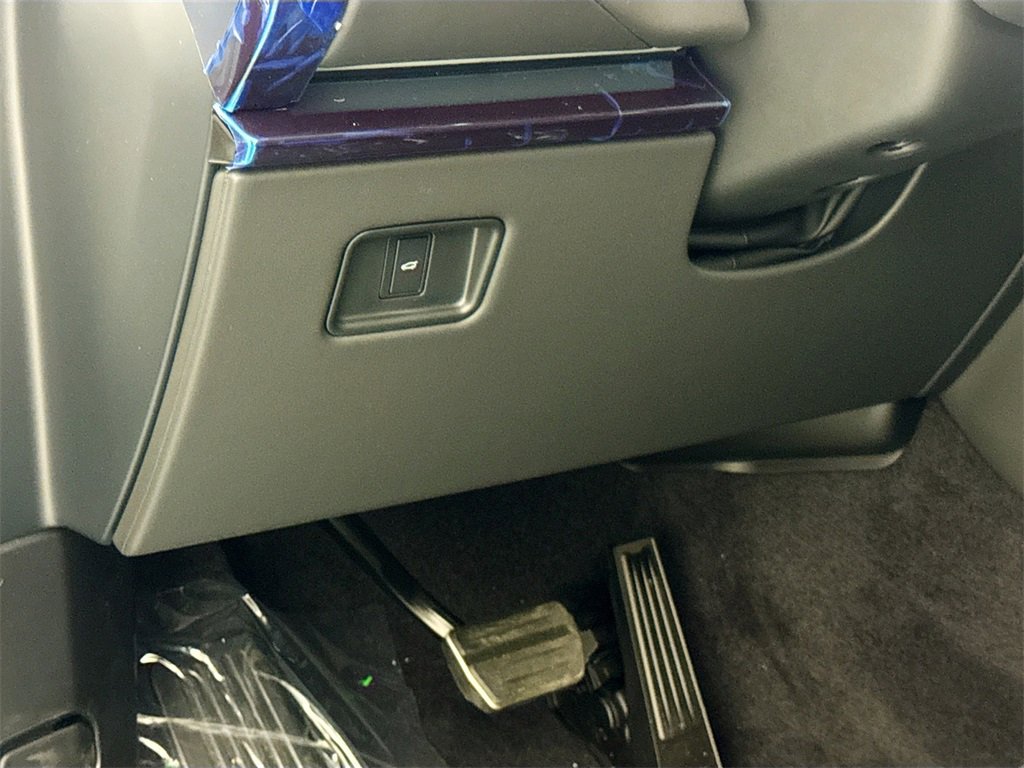 New 2026 Land Rover Range Rover Sport Dynamic SE image 10