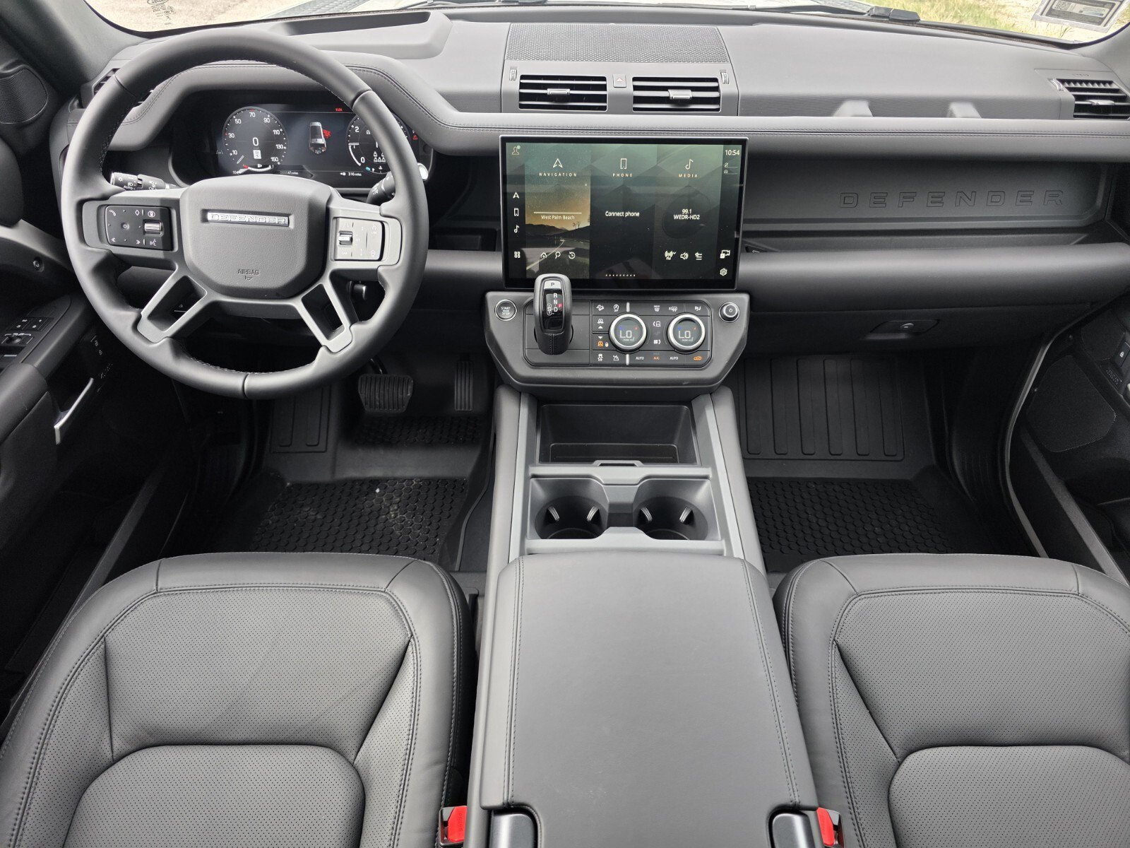 New 2026 Land Rover Defender 130 X-Dynamic SE AWD/4WD image 4