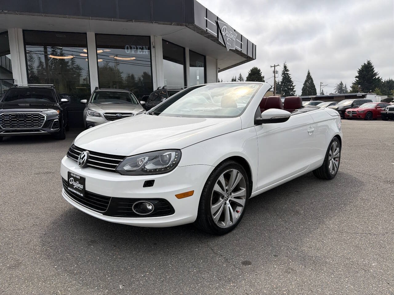 Used 2013 Volkswagen Eos Lux FWD image 31