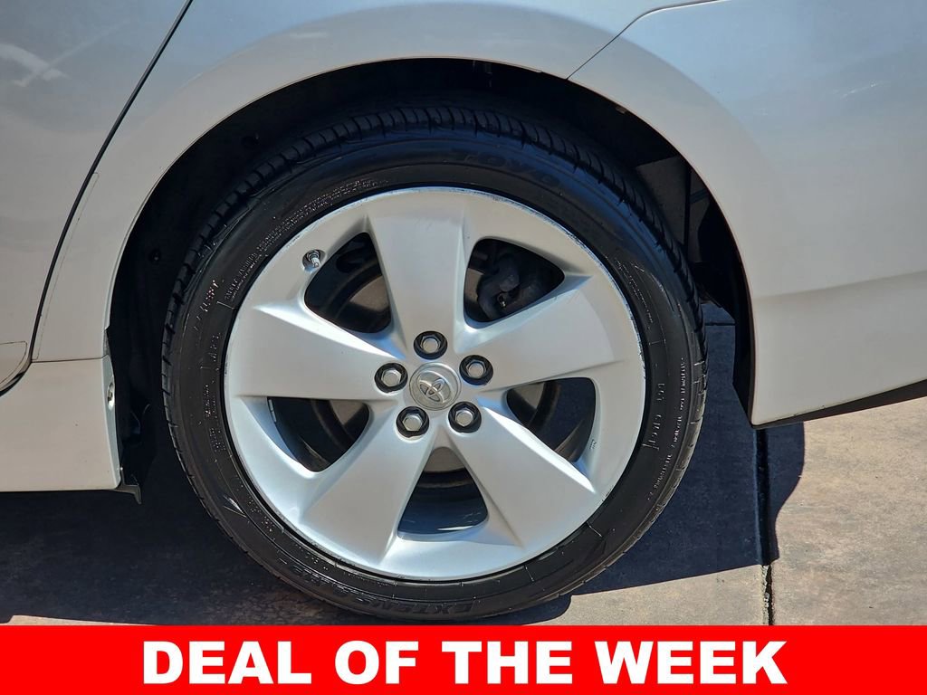 Used 2015 Toyota Prius Five image 36