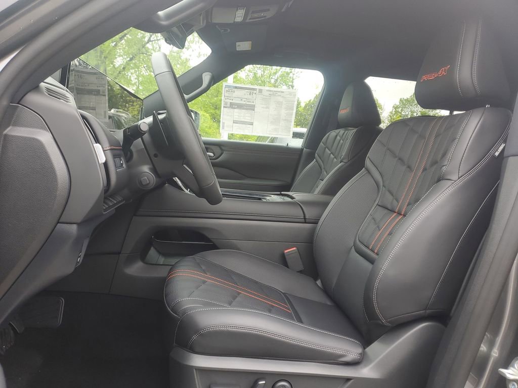 New 2025 Nissan Armada PRO-4X w/ Pro-4X Premium Package image 13