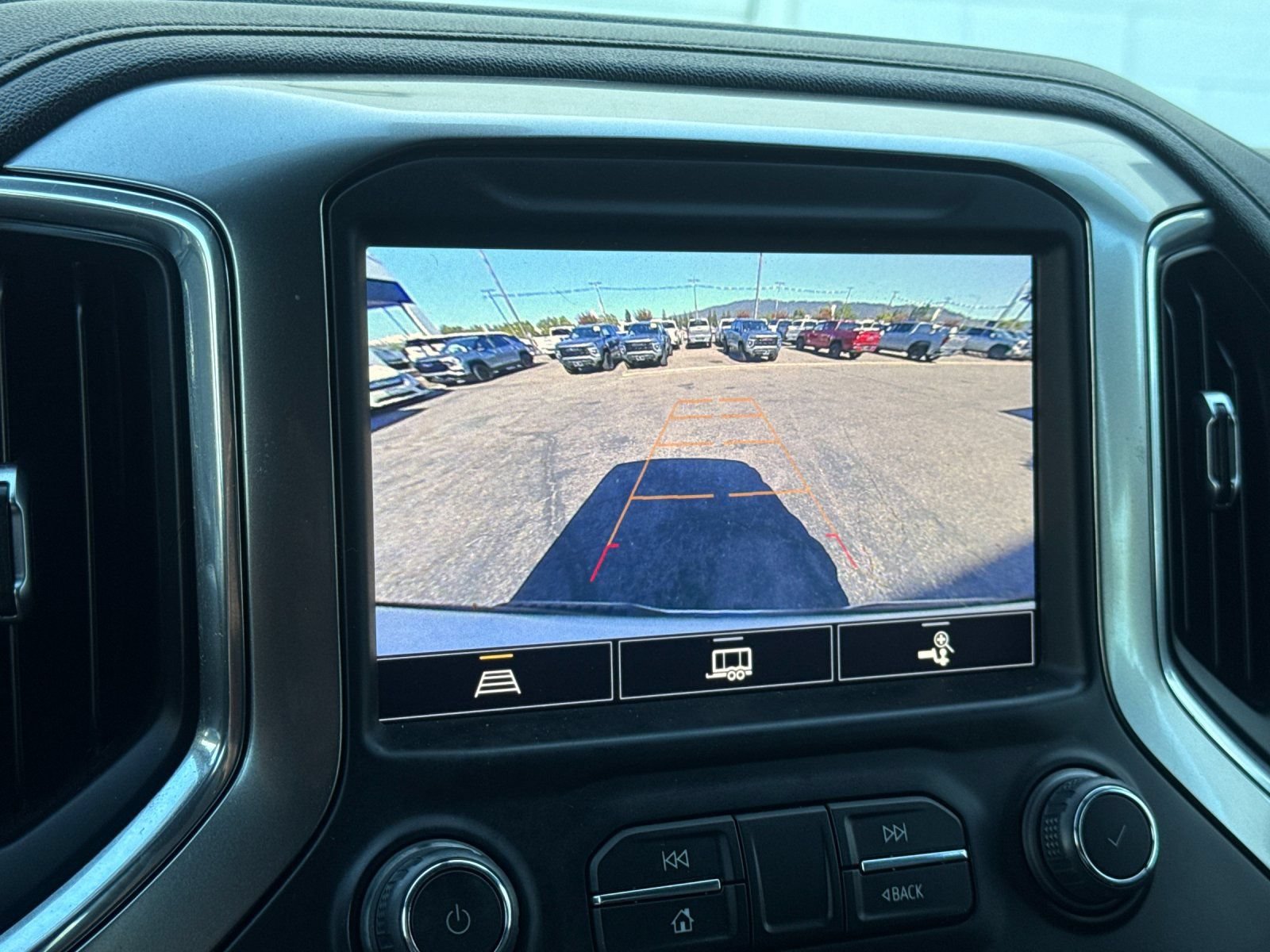 Used 2022 Chevrolet Silverado 1500 RST w/ Convenience Package II AWD/4WD image 20
