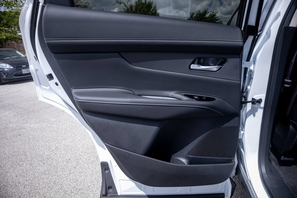 New 2025 Nissan Murano SL w/ Cargo Package AWD/4WD image 23