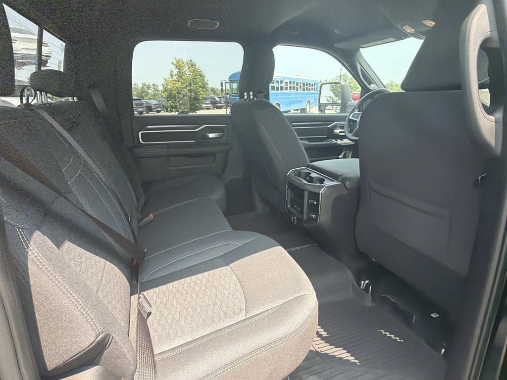 New 2026 RAM 2500 Big Horn AWD/4WD image 24