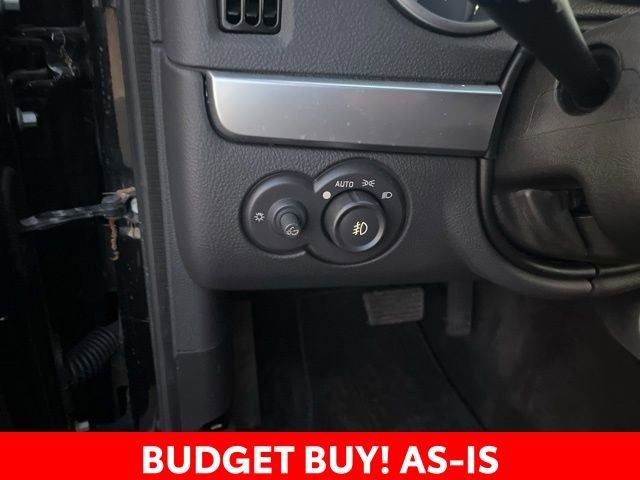 Used 2005 Chevrolet SSR w/ Preferred Equipment Group RWD image 23