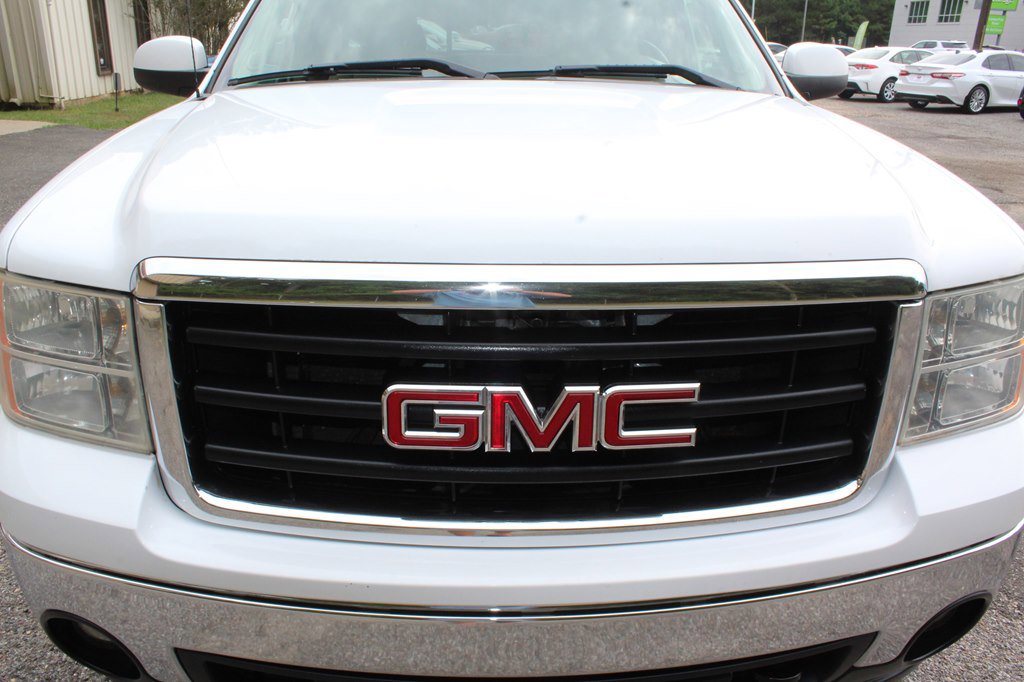 Used 2008 GMC Sierra 1500 SLT w/ SLT Preferred Package image 9